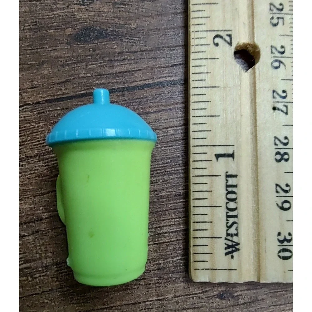 LOL Suprise Doll Toy Teal Top Neon Green Bottle Accessory Lola Z1